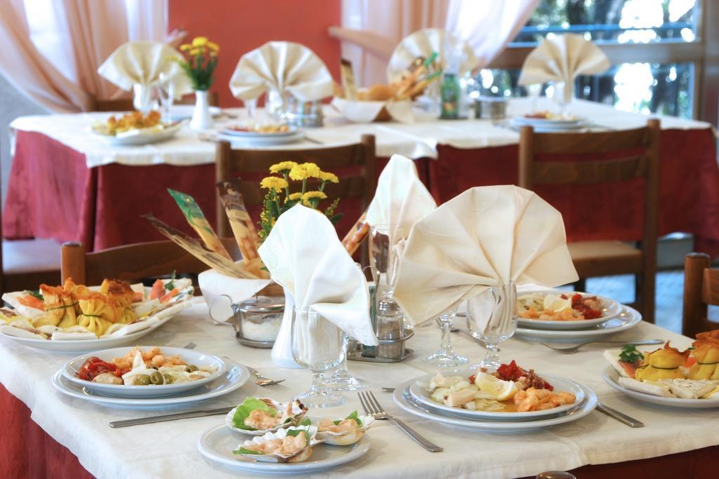 Hotel Marselli ريميني المظهر الخارجي الصورة