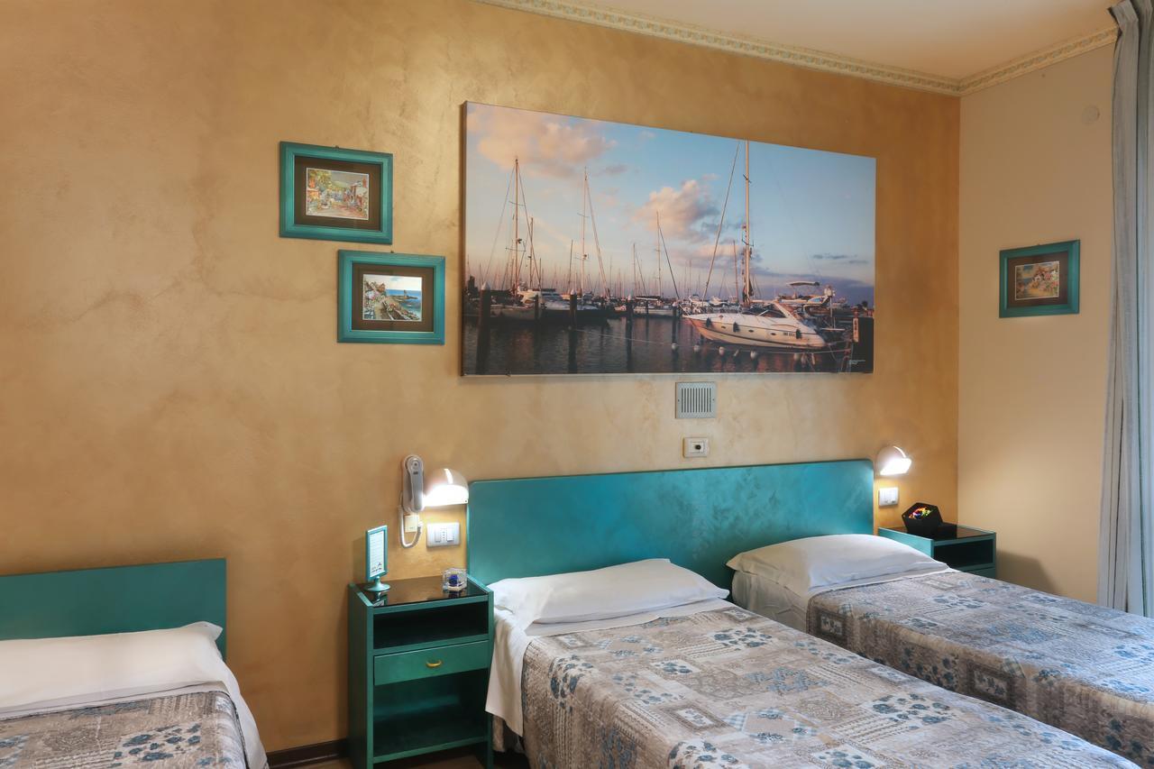 Hotel Marselli ريميني المظهر الخارجي الصورة